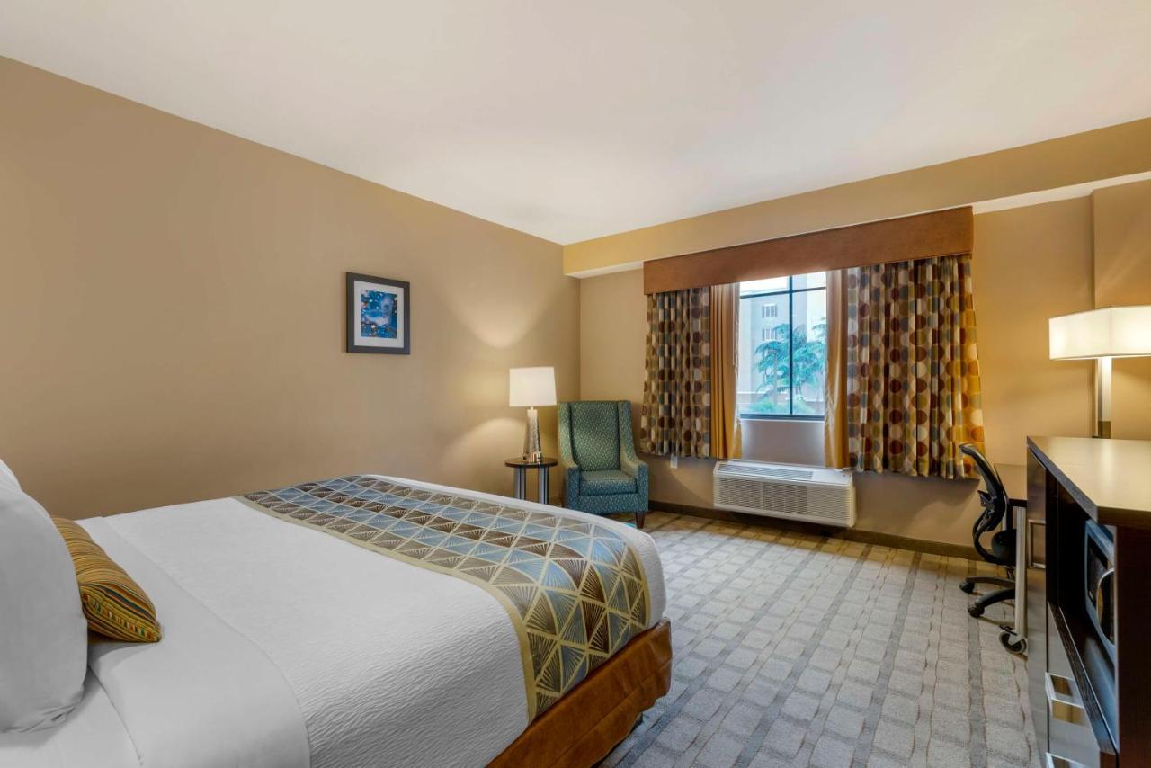 فندق كيندالفي  بست ويسترن بلس ميامي إكزكيوتف إيربورت المظهر الخارجي الصورة